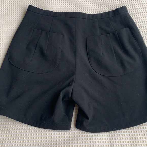 High waisted black shorts size 0 - Picture 4 of 6
